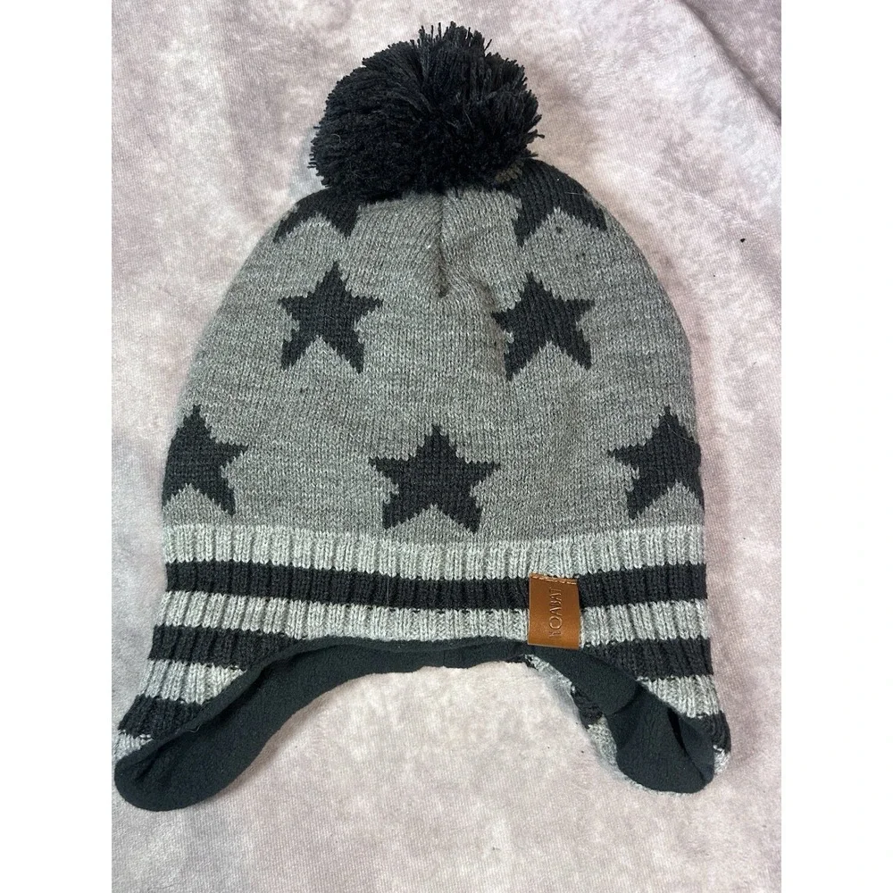 NOABAT Kids Winter Hat 51-53cm Gray Black Stars Ear Flap Pom Pom NWT